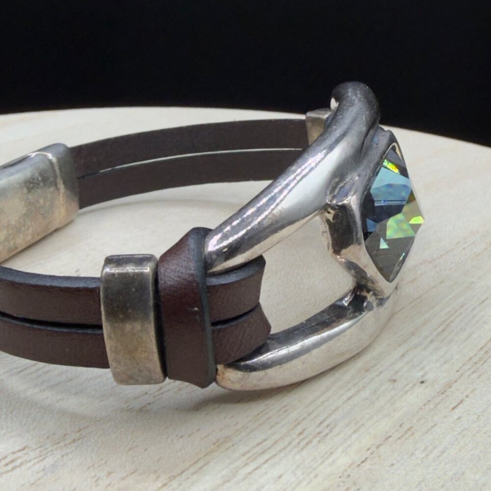 Handcrafted Leather Bracelet Silver Tone Metal Iridescent Glass Stone Magnetic - Picture 3 of 13